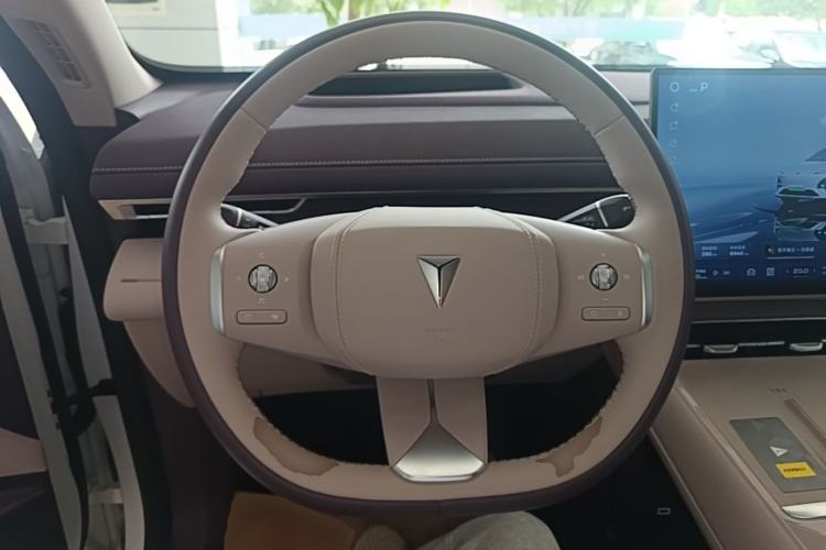 Used Deepal S07 2026 230Ultra with Huawei Qiankun ADS SE Edition Steering Wheel