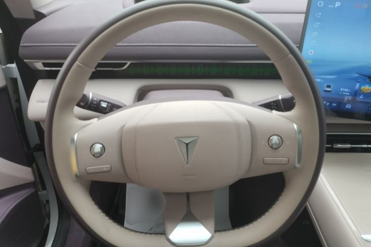 Used Deepal S07 2026 230Ultra with Huawei Qiankun ADS SE Edition Steering Wheel
