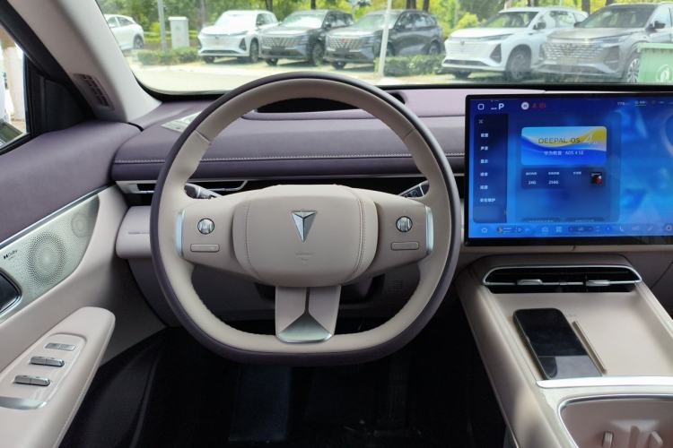 Used Deepal S07 2026 230Ultra with Huawei Qiankun ADS SE Edition Steering Wheel