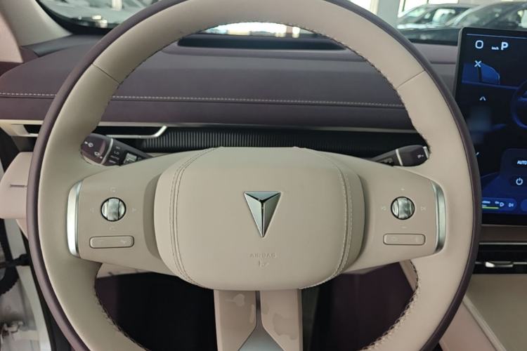 Used Deepal S07 2026 230Ultra with Huawei Qiankun ADS SE Edition Steering Wheel