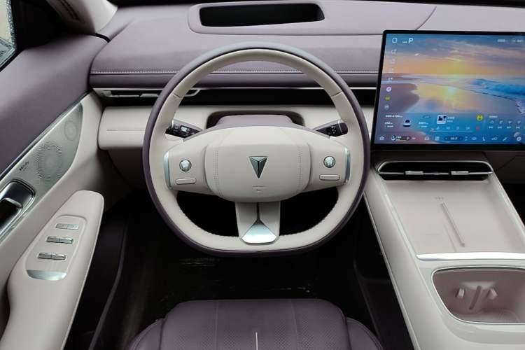Used Deepal S07 2026 230Ultra with Huawei Qiankun ADS SE Edition Steering Wheel
