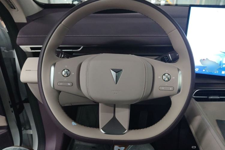 Used Deepal S07 2026 230Ultra with Huawei Qiankun ADS SE Edition Steering Wheel