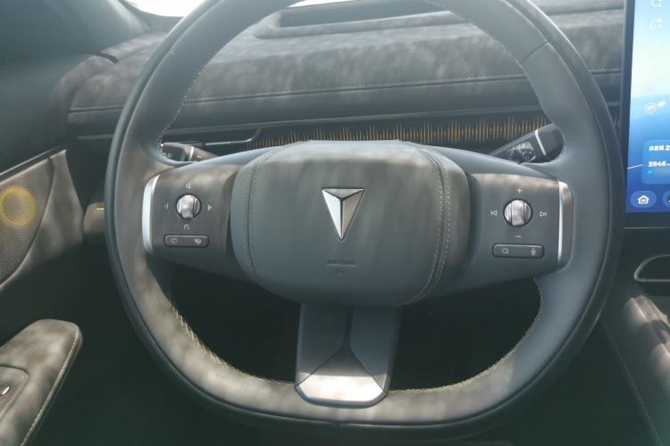 Used Deepal S07 2026 Model 550Ultra Huawei Qiankun ADS SE Edition Steering Wheel