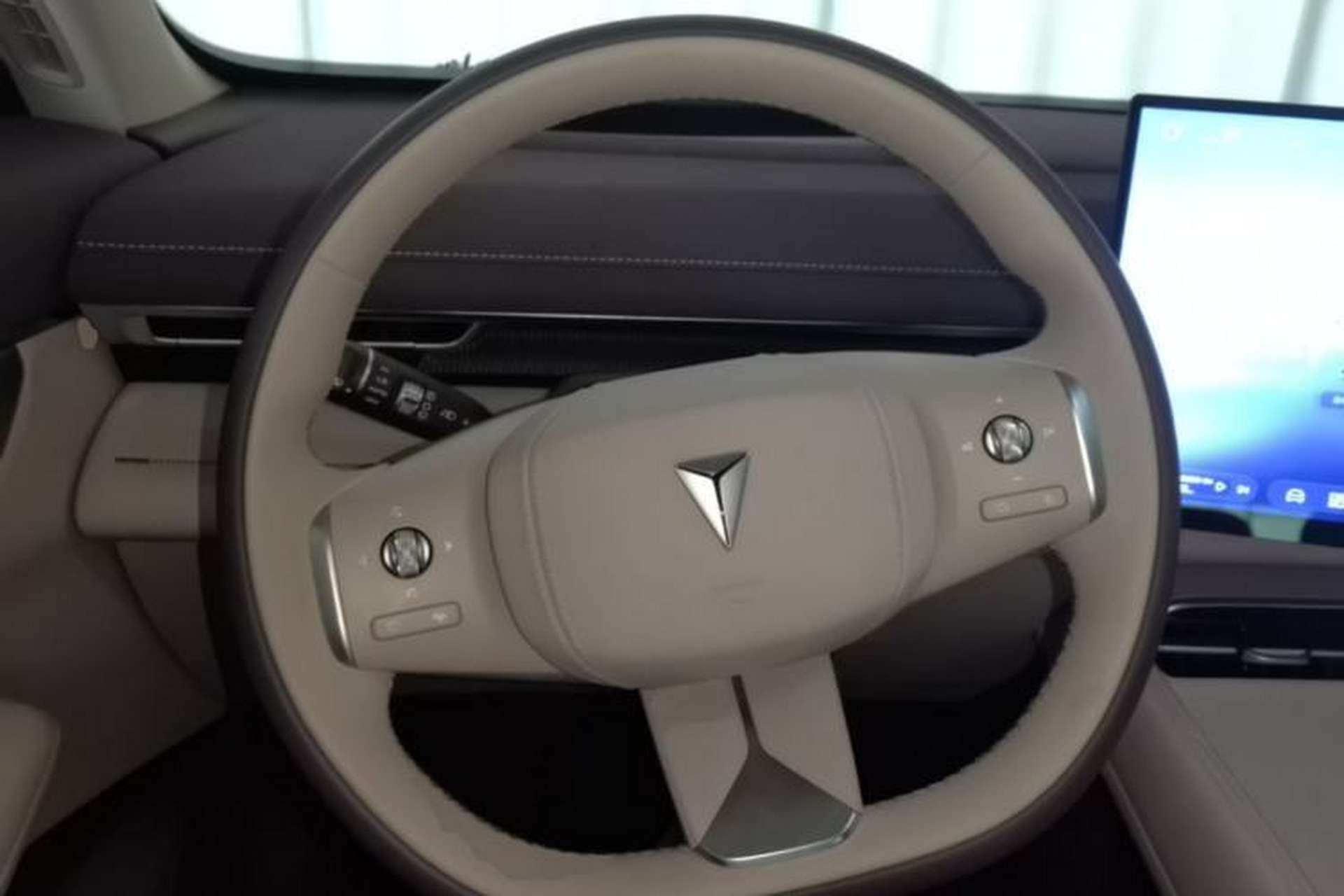 Used Deepal S07 2026 230Ultra with Huawei Qiankun ADS SE Edition Steering Wheel