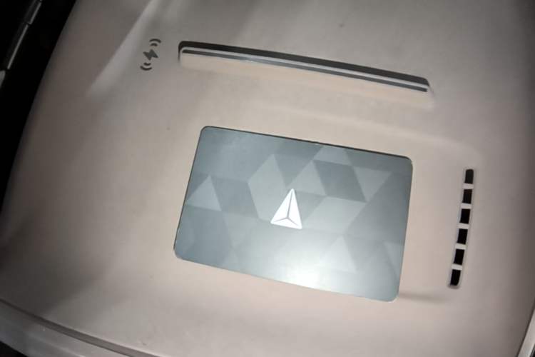 Used Deepal S07 2026 230Ultra with Huawei Qiankun ADS SE Edition Vehicle Key