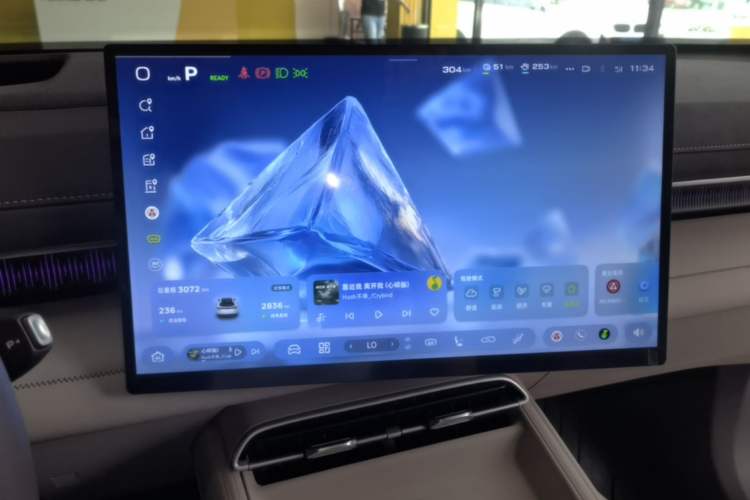 Used Deepal S07 2026 230Ultra with Huawei Qiankun ADS SE Edition Audio And AC Panel