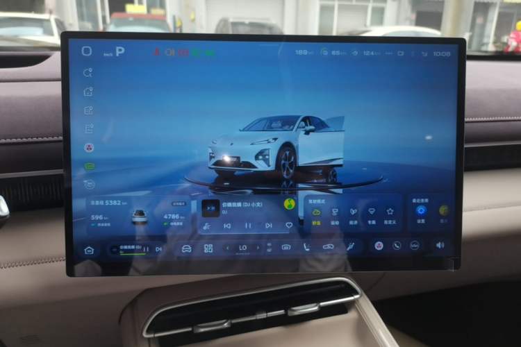 Used Deepal S07 2026 230Ultra with Huawei Qiankun ADS SE Edition Audio And AC Panel