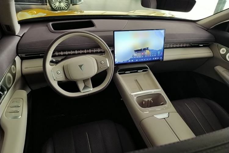 Used Deepal S07 2026 230Ultra with Huawei Qiankun ADS SE Edition Center Console