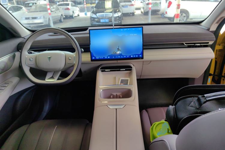 Used Deepal S07 2026 230Ultra with Huawei Qiankun ADS SE Edition Center Console