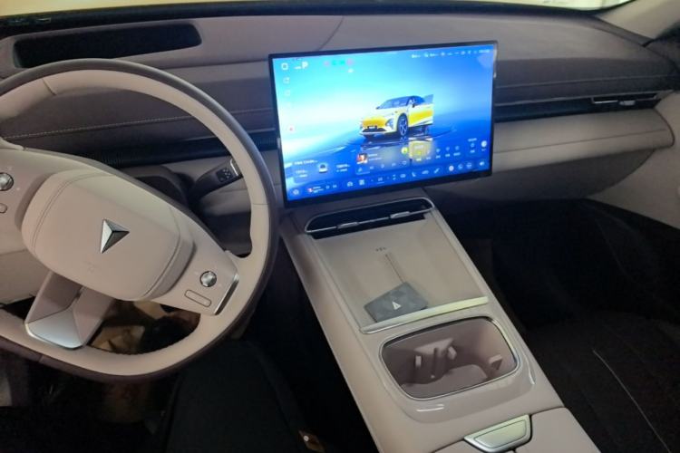 Used Deepal S07 2026 230Ultra with Huawei Qiankun ADS SE Edition Center Console