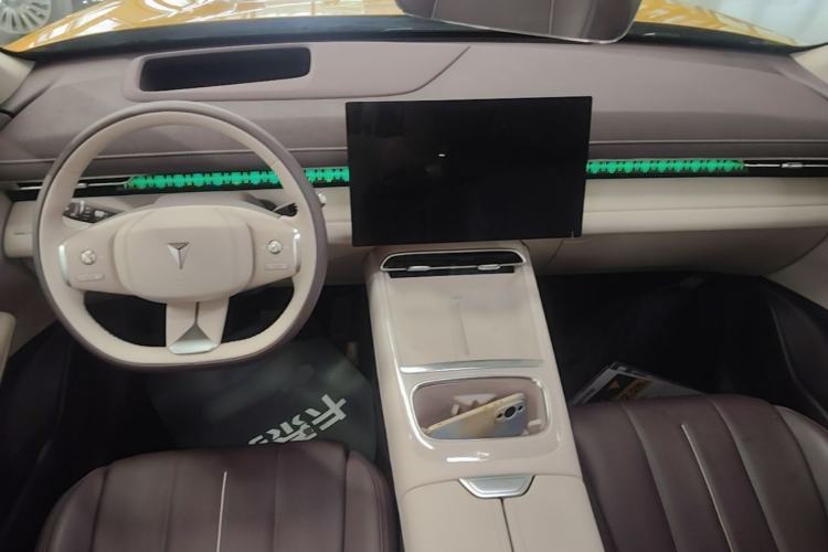 Used Deepal S07 2026 230Ultra with Huawei Qiankun ADS SE Edition Center Console