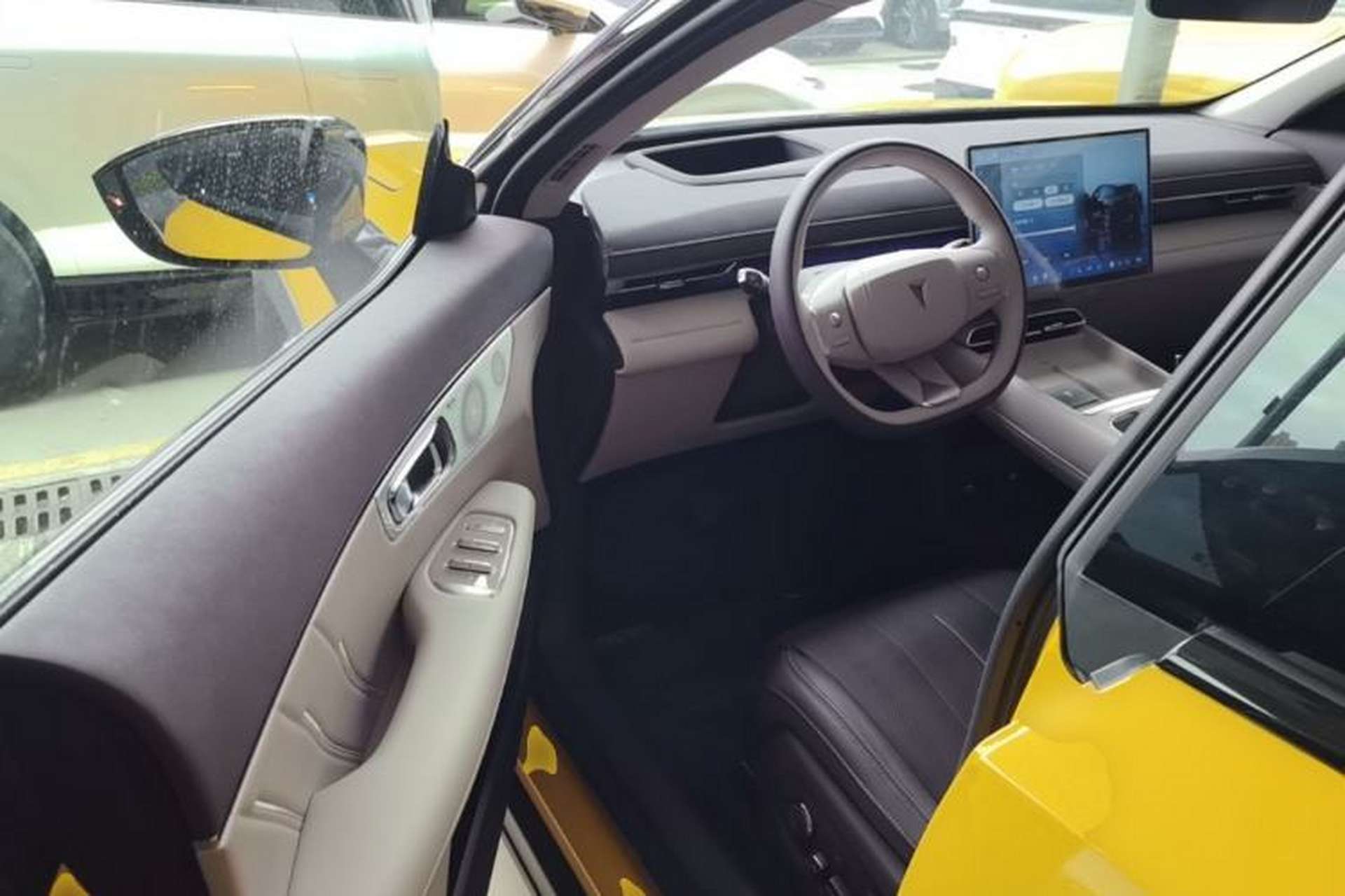 Used Deepal S07 2026 230Ultra with Huawei Qiankun ADS SE Edition Driver Seat