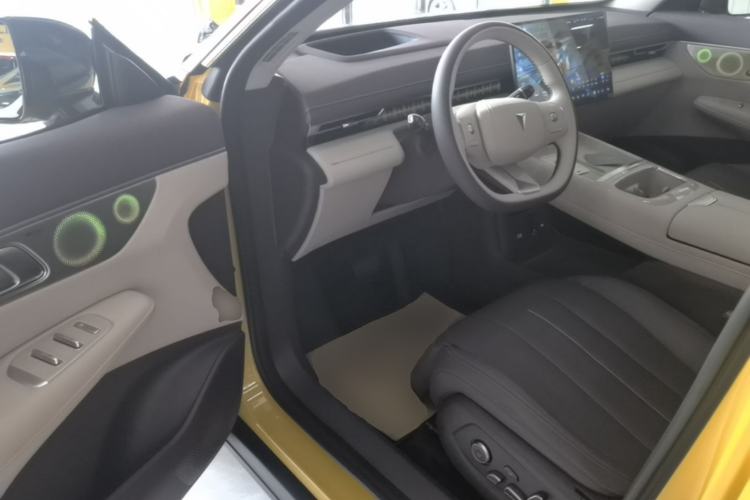 Used Deepal S07 2026 230Ultra with Huawei Qiankun ADS SE Edition Driver Seat