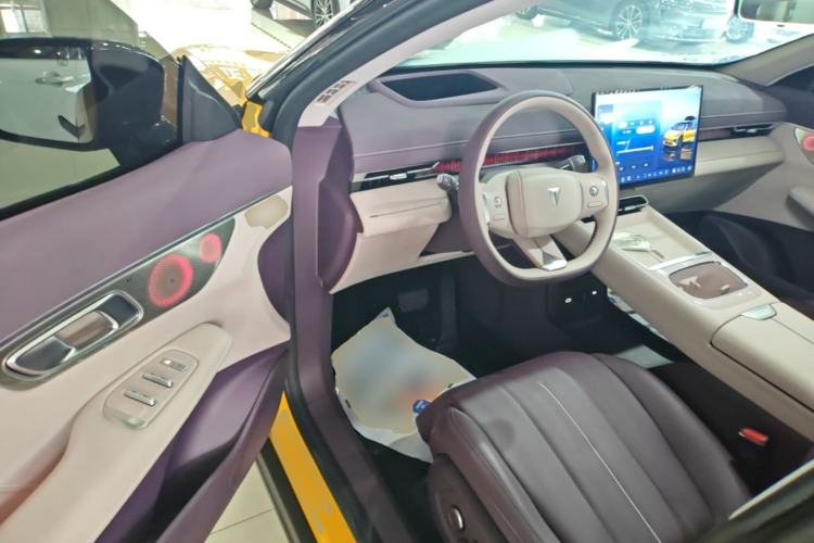 Used Deepal S07 2026 230Ultra with Huawei Qiankun ADS SE Edition Driver Seat