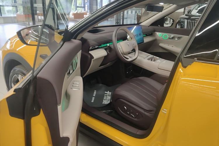 Used Deepal S07 2026 230Ultra with Huawei Qiankun ADS SE Edition Driver Seat