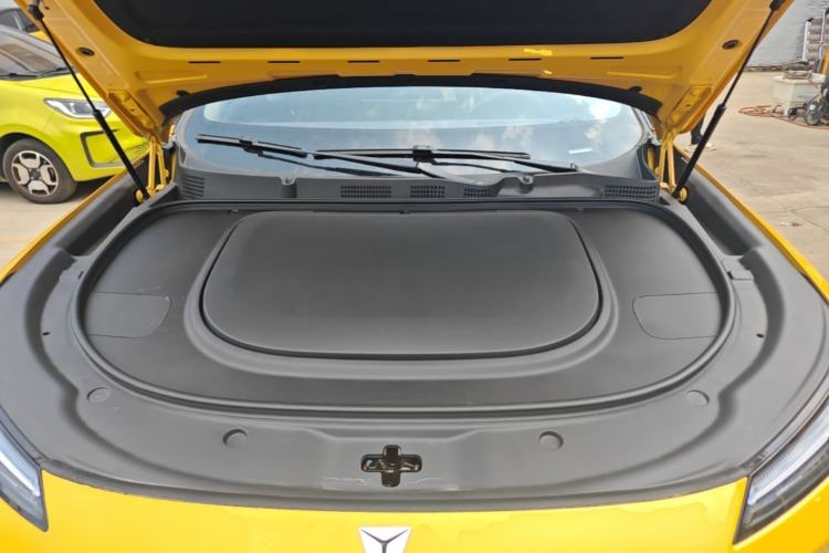 Used Deepal S07 2026 230Ultra with Huawei Qiankun ADS SE Edition Engine Bay