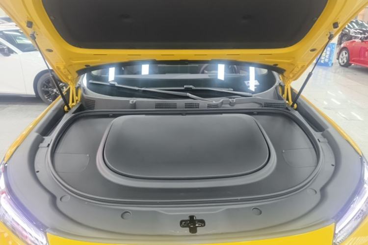 Used Deepal S07 2026 230Ultra with Huawei Qiankun ADS SE Edition Engine Bay