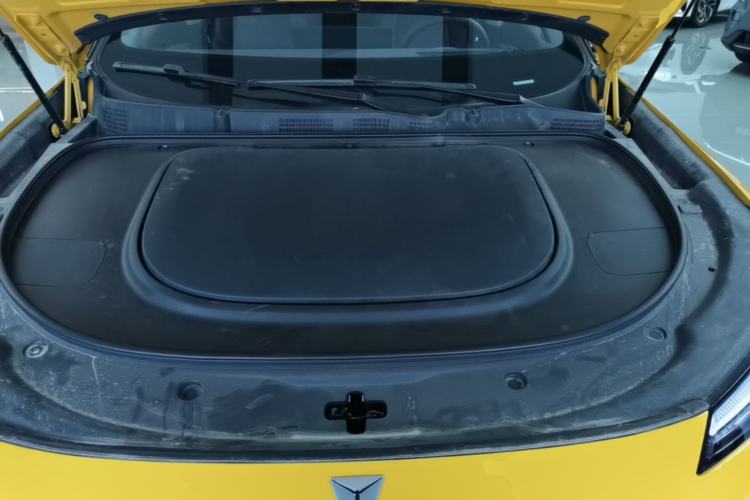 Used Deepal S07 2026 230Ultra with Huawei Qiankun ADS SE Edition Engine Bay