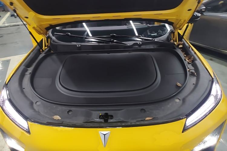 Used Deepal S07 2026 230Ultra with Huawei Qiankun ADS SE Edition Engine Bay
