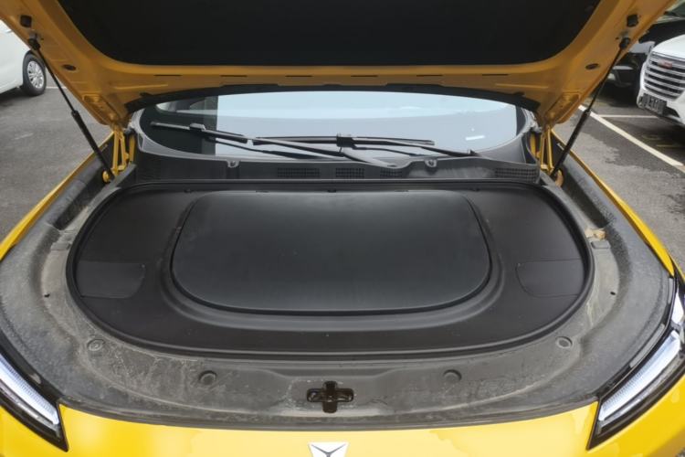 Used Deepal S07 2026 230Ultra with Huawei Qiankun ADS SE Edition Engine Bay