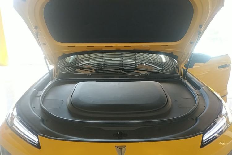 Used Deepal S07 2026 230Ultra with Huawei Qiankun ADS SE Edition Engine Bay