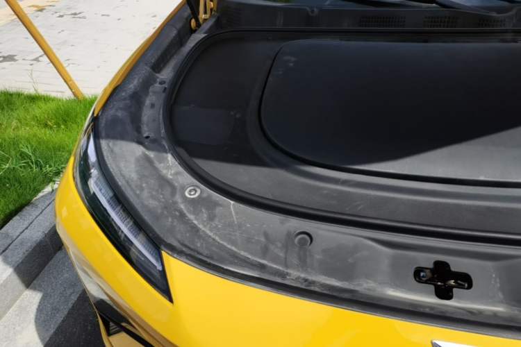 Used Deepal S07 2026 230Ultra with Huawei Qiankun ADS SE Edition Engine Bay Right