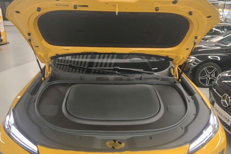Used Deepal S07 2026 230Ultra with Huawei Qiankun ADS SE Edition Engine Bay