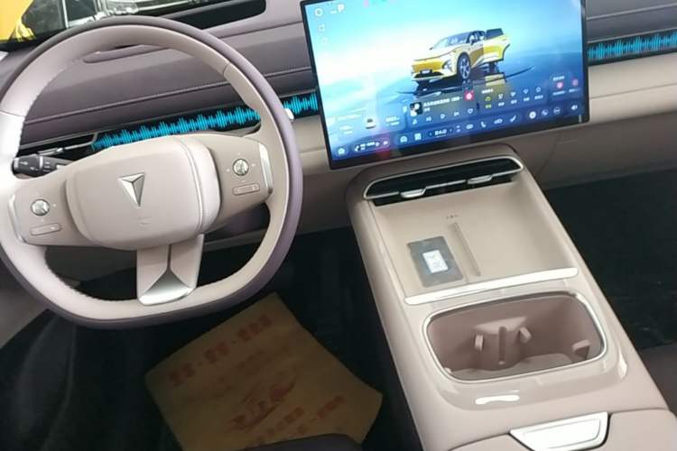 Used Deepal S07 2026 230Ultra with Huawei Qiankun ADS SE Edition Gear Lever