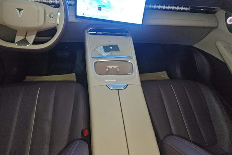 Used Deepal S07 2026 230Ultra with Huawei Qiankun ADS SE Edition Gear Lever