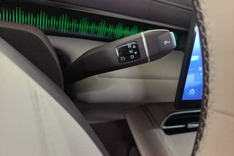 Used Deepal S07 2026 230Ultra with Huawei Qiankun ADS SE Edition Gear Lever