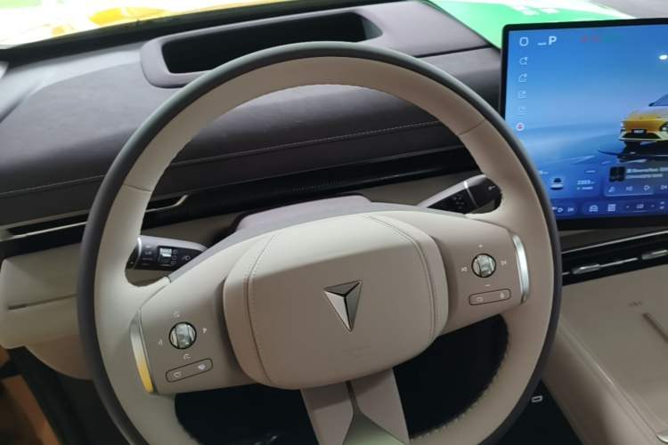 Used Deepal S07 2026 230Ultra with Huawei Qiankun ADS SE Edition Gear Lever
