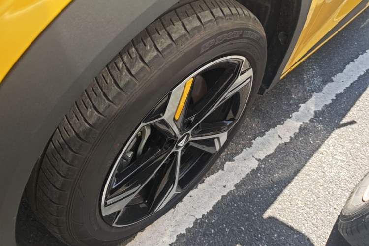 Used Deepal S07 2026 Model 230Max Huawei Qiankun ADS SE Edition Left Front Wheel Hub