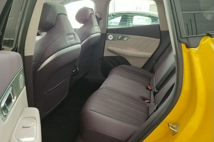 Used Deepal S07 2026 230Ultra with Huawei Qiankun ADS SE Edition Left Rear Seat