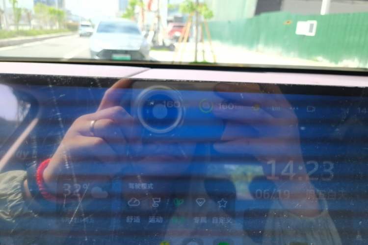 Used Deepal S07 2026 230Ultra with Huawei Qiankun ADS SE Edition Odometer Close Up