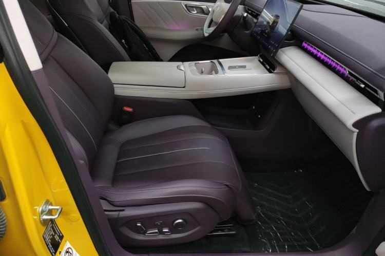 Used Deepal S07 2026 230Ultra with Huawei Qiankun ADS SE Edition Right Front Seat