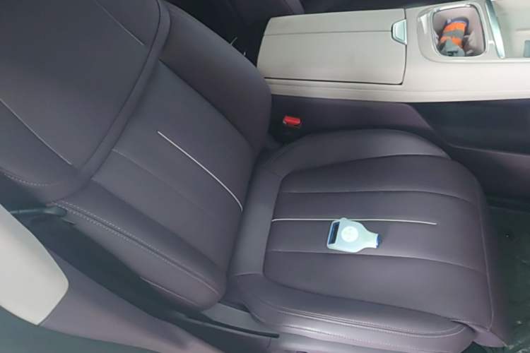 Used Deepal S07 2026 230Ultra with Huawei Qiankun ADS SE Edition Right Front Seat