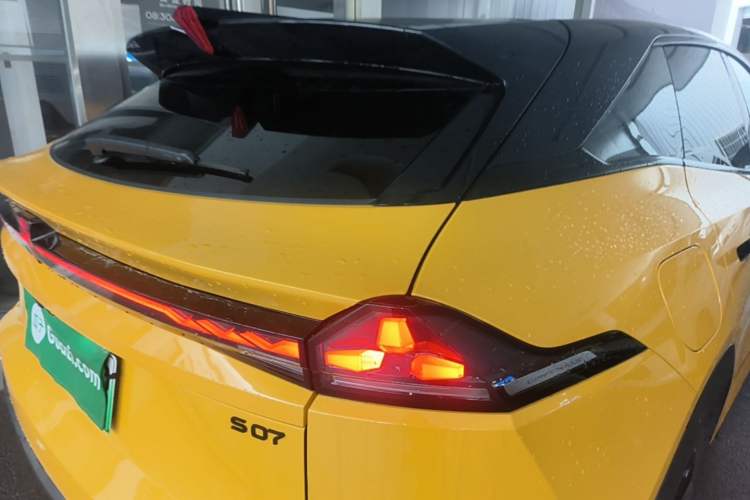 Used Deepal S07 2026 230Ultra with Huawei Qiankun ADS SE Edition Right Rear Taillight