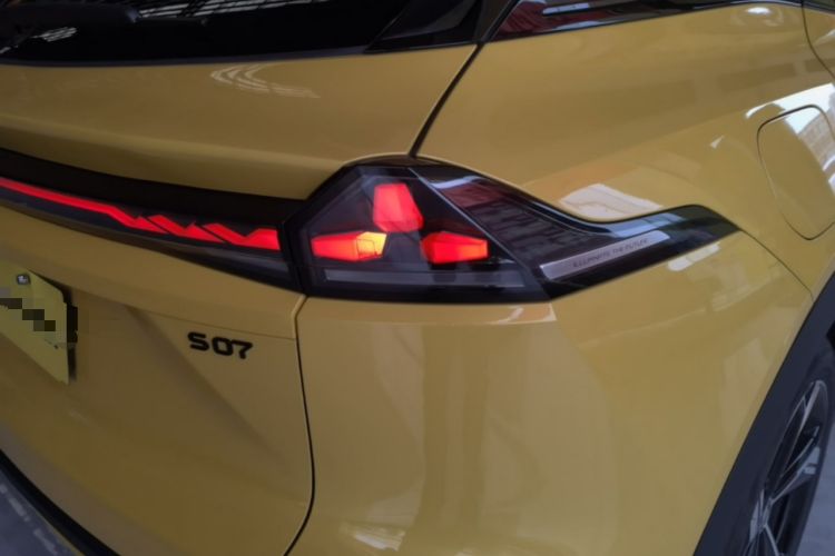 Used Deepal S07 2026 230Ultra with Huawei Qiankun ADS SE Edition Right Rear Taillight
