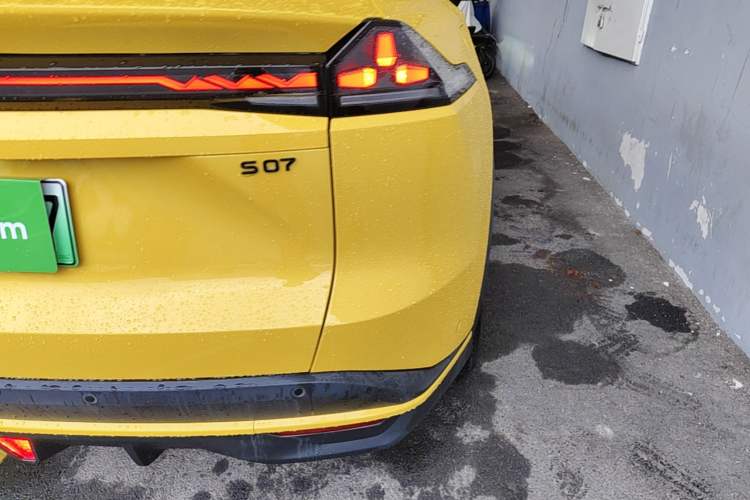 Used Deepal S07 2026 230Ultra with Huawei Qiankun ADS SE Edition Right Rear Taillight