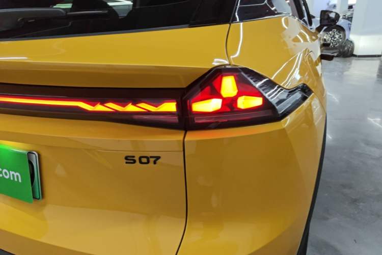 Used Deepal S07 2026 230Ultra with Huawei Qiankun ADS SE Edition Right Rear Taillight