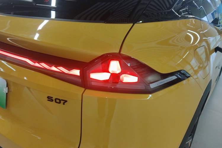 Used Deepal S07 2026 230Ultra with Huawei Qiankun ADS SE Edition Right Rear Taillight