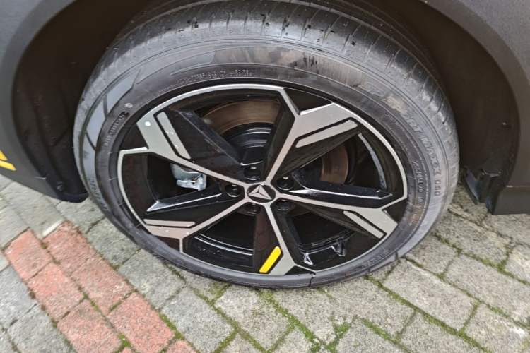 Used Deepal S07 2026 230Ultra with Huawei Qiankun ADS SE Edition Right Rear Wheel Hub
