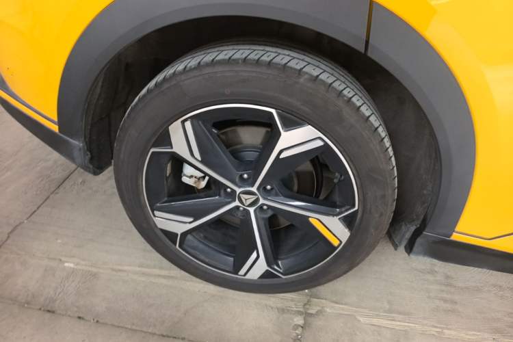 Used Deepal S07 2026 230Ultra with Huawei Qiankun ADS SE Edition Right Rear Wheel Hub