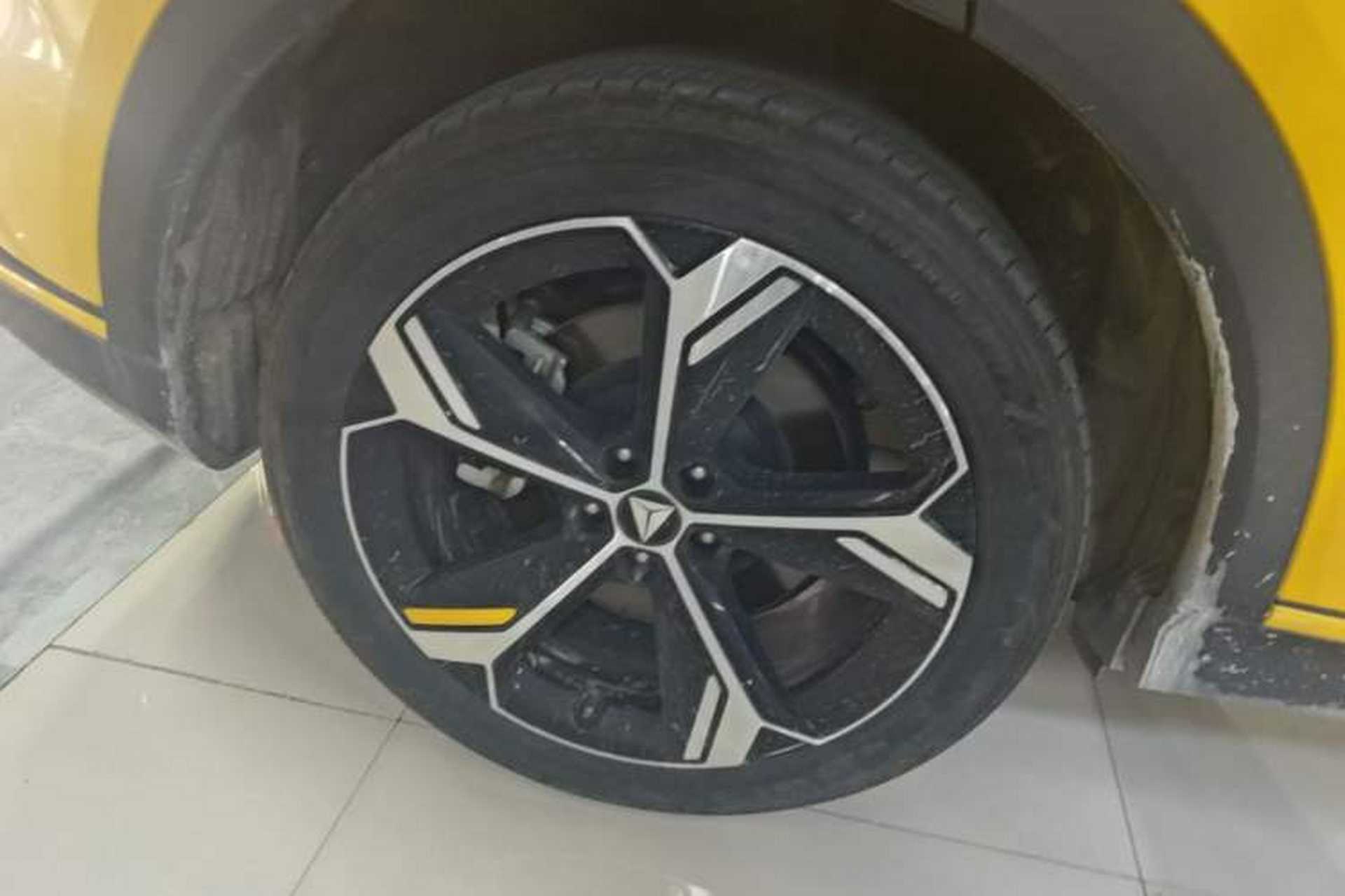 Used Deepal S07 2026 230Ultra with Huawei Qiankun ADS SE Edition Right Rear Wheel Hub
