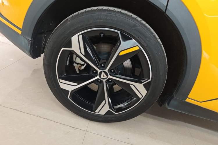Used Deepal S07 2026 230Ultra with Huawei Qiankun ADS SE Edition Right Rear Wheel Hub