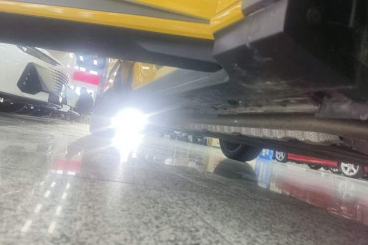 Used Deepal S07 2026 230Ultra with Huawei Qiankun ADS SE Edition Right Side Sill
