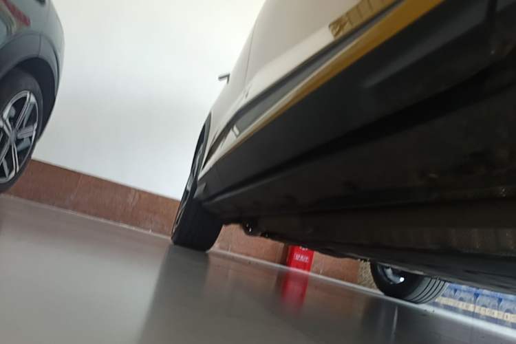 Used Deepal S07 2026 230Ultra with Huawei Qiankun ADS SE Edition Right Side Sill