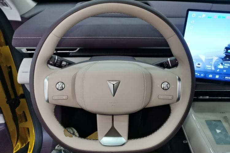 Used Deepal S07 2026 230Ultra with Huawei Qiankun ADS SE Edition Steering Wheel