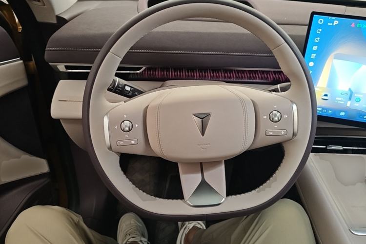 Used Deepal S07 2026 230Ultra with Huawei Qiankun ADS SE Edition Steering Wheel