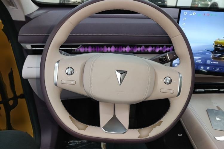 Used Deepal S07 2026 230Ultra with Huawei Qiankun ADS SE Edition Steering Wheel